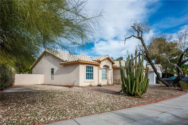 $1,900 | 4408 Rippling Brook Drive, North Las Vegas, NV 89032