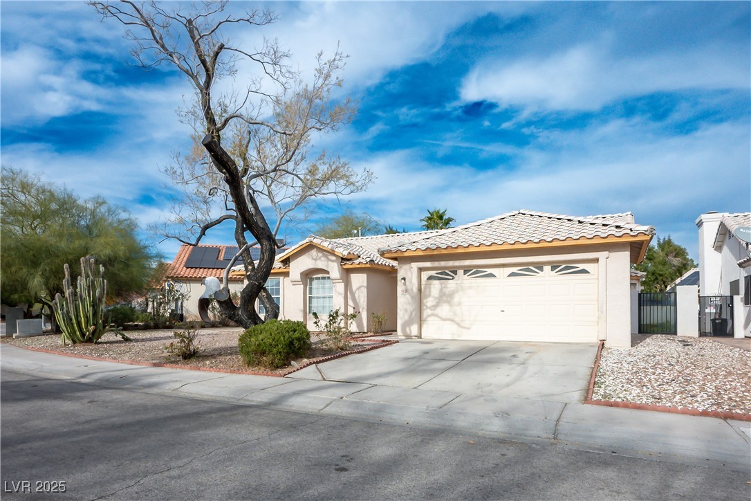 4408 Rippling Brook Drive North Las Vegas, NV 89032 - Photo 9 of 34