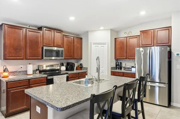 $435,000 | 936 Zone Tailed Hawk Place, Ruskin, FL 33570