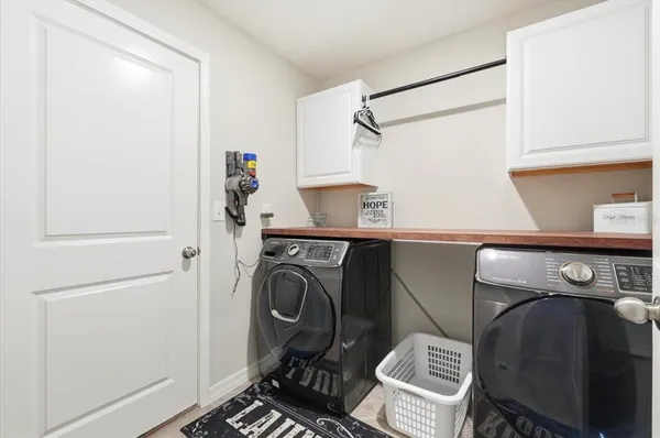 $435,000 | 936 Zone Tailed Hawk Place, Ruskin, FL 33570