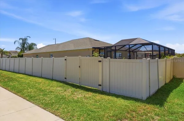 $435,000 | 936 Zone Tailed Hawk Place, Ruskin, FL 33570