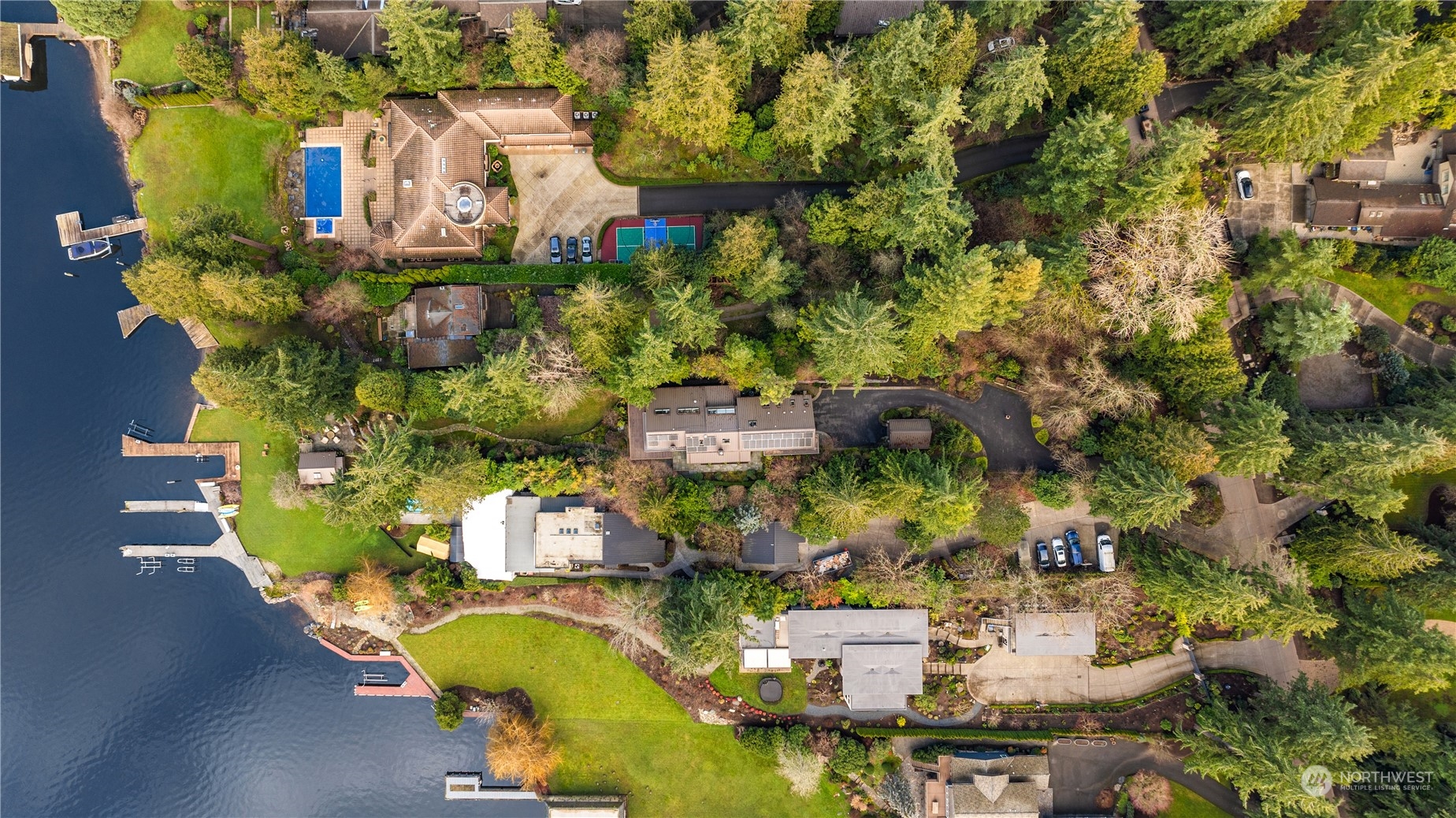 3261 Hunts Point Road Hunts Point, WA 98004 - Photo 4 of 6