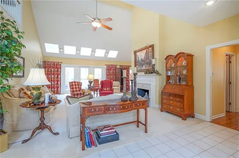 $625,000 | 4516 West 125th Street, Leawood, KS 66209