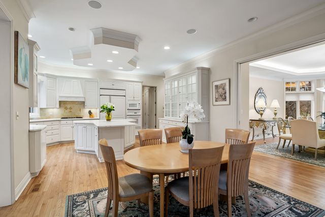 $1,525,000 | 1021 Barrys Court, Lake Forest, IL 60045