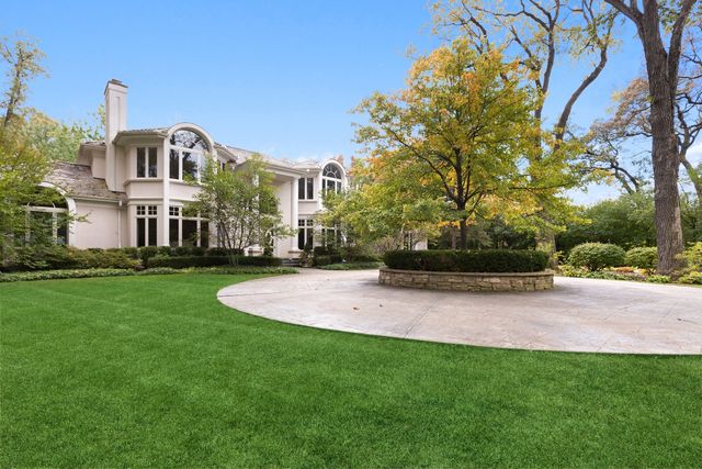 $1,525,000 | 1021 Barrys Court, Lake Forest, IL 60045