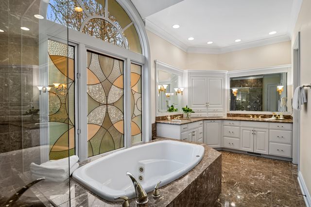 $1,525,000 | 1021 Barrys Court, Lake Forest, IL 60045