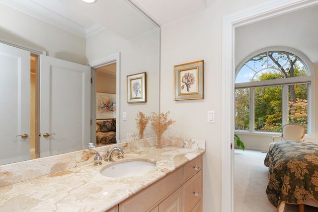 $1,525,000 | 1021 Barrys Court, Lake Forest, IL 60045