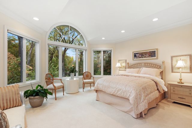 $1,525,000 | 1021 Barrys Court, Lake Forest, IL 60045