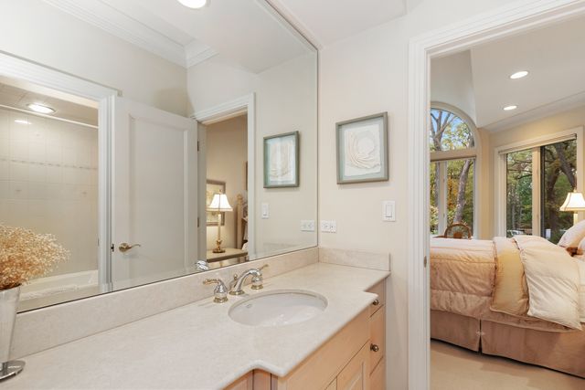 $1,525,000 | 1021 Barrys Court, Lake Forest, IL 60045