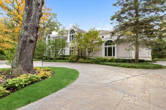 $1,525,000 | 1021 Barrys Court, Lake Forest, IL 60045