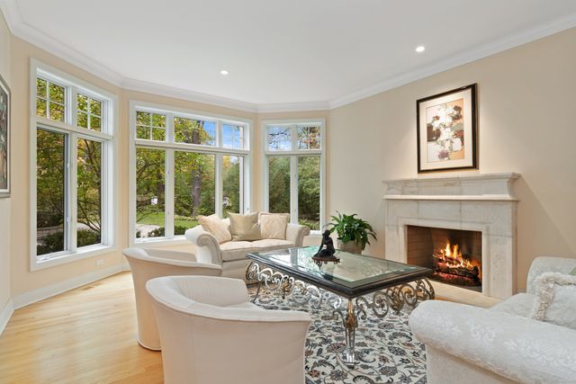 $1,525,000 | 1021 Barrys Court, Lake Forest, IL 60045