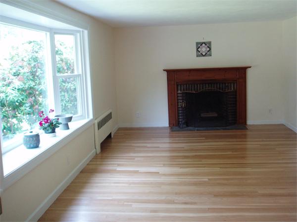 27 Davelin Road Wayland, MA 01778 - Photo 6 of 8 Gallery Image 6