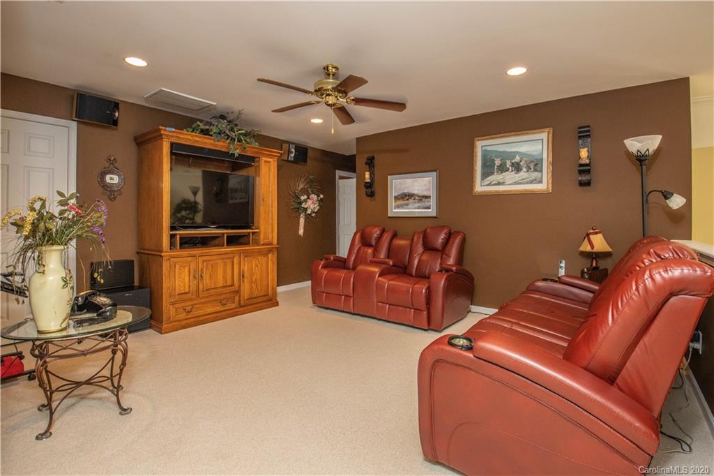 815 Platinum Drive Fort Mill, SC 29708 - Photo 18 of 36 Gallery Image 18