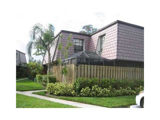 7739 Courtyard Run West, Unit 7739 Boca Raton, FL 33433 - Photo 1 of 5 Primary Photo