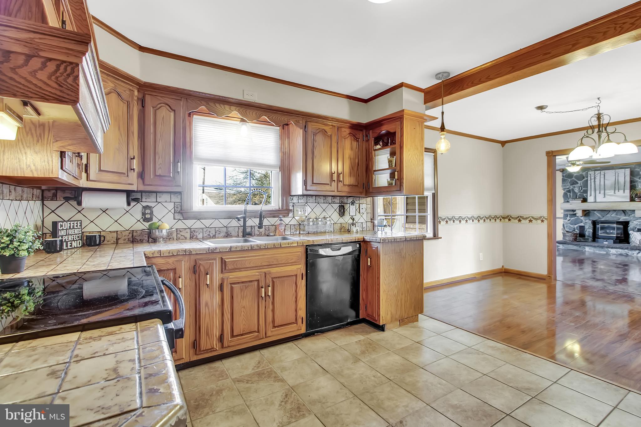2346 Grandview Road Hanover, PA 17331 - Photo 14 of 36