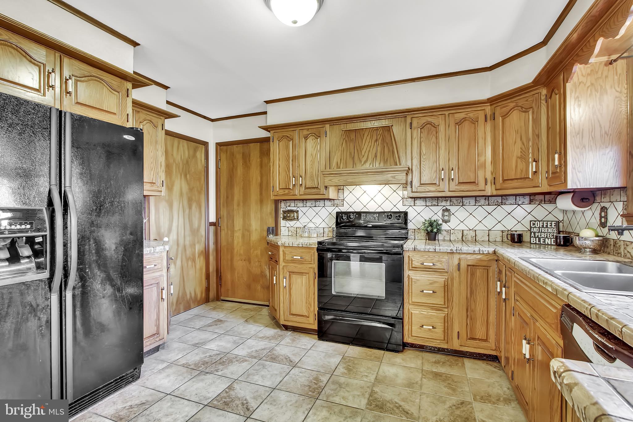 2346 Grandview Road Hanover, PA 17331 - Photo 16 of 36