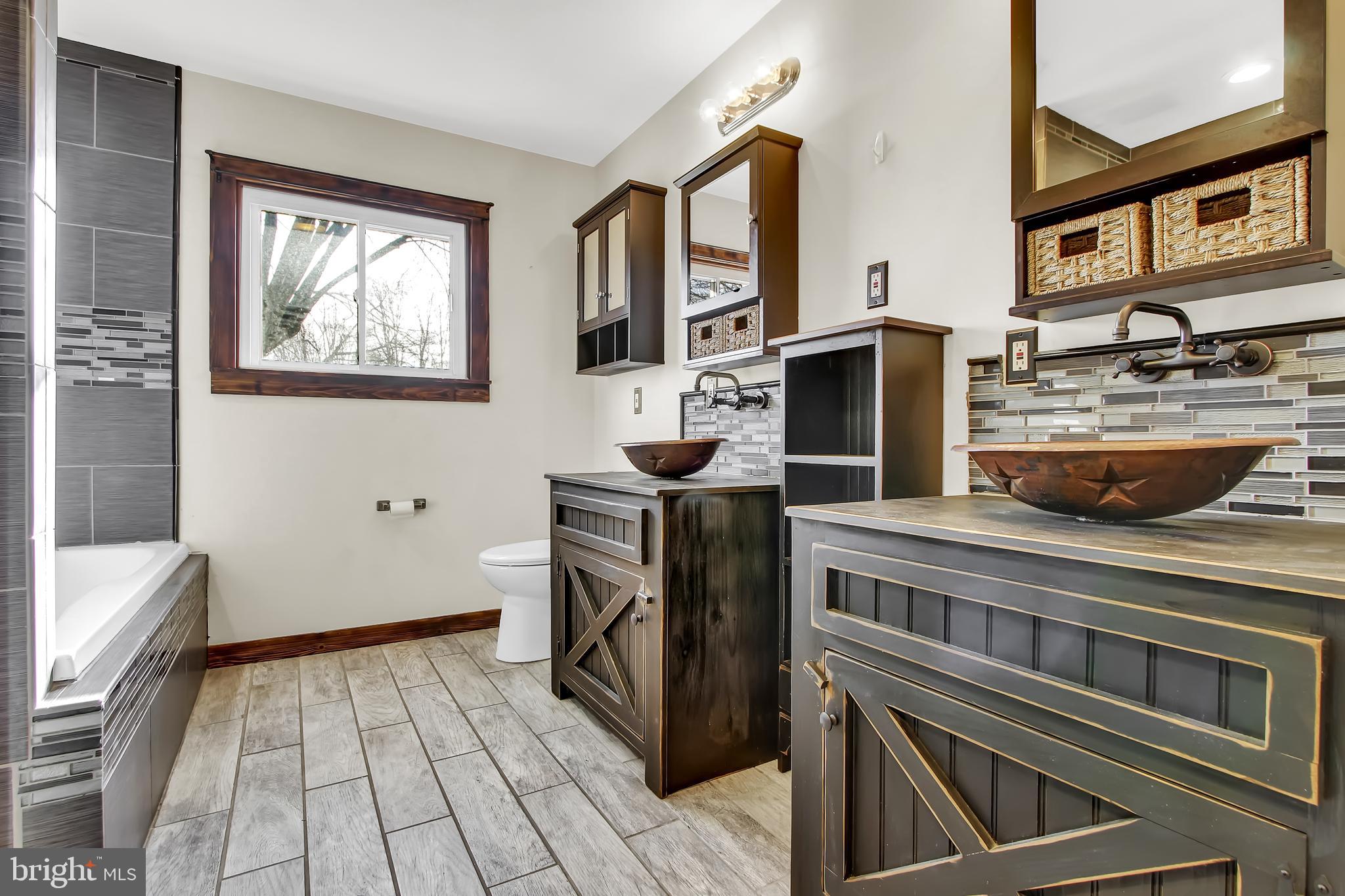 2346 Grandview Road Hanover, PA 17331 - Photo 21 of 36 GORGEOUS!!!