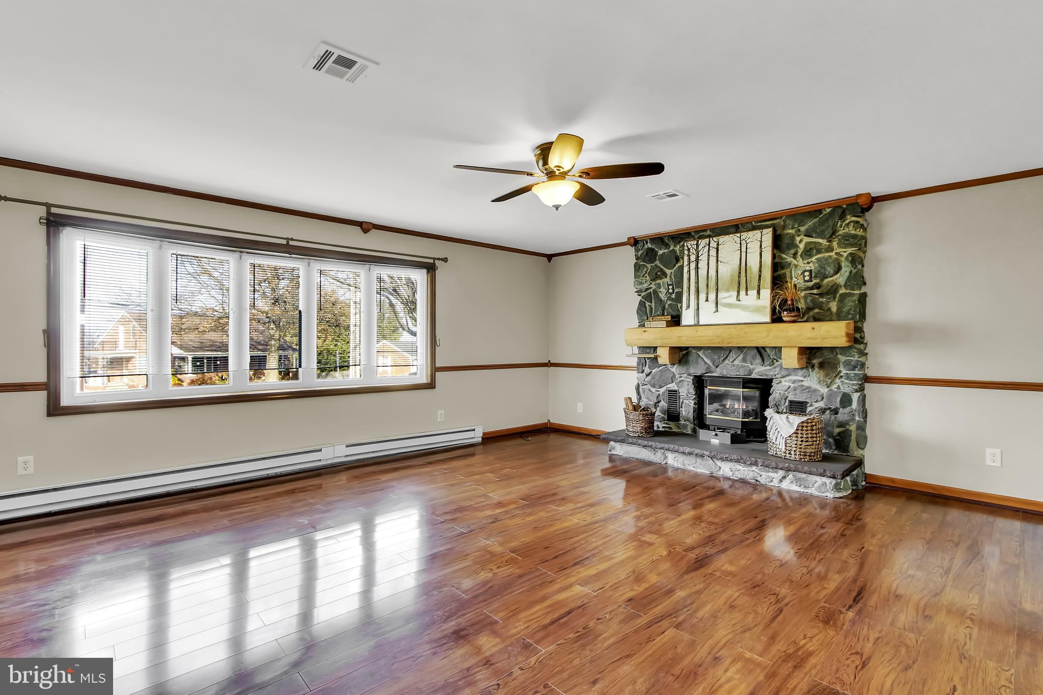 2346 Grandview Road Hanover, PA 17331 - Photo 5 of 36 Gas Fireplace