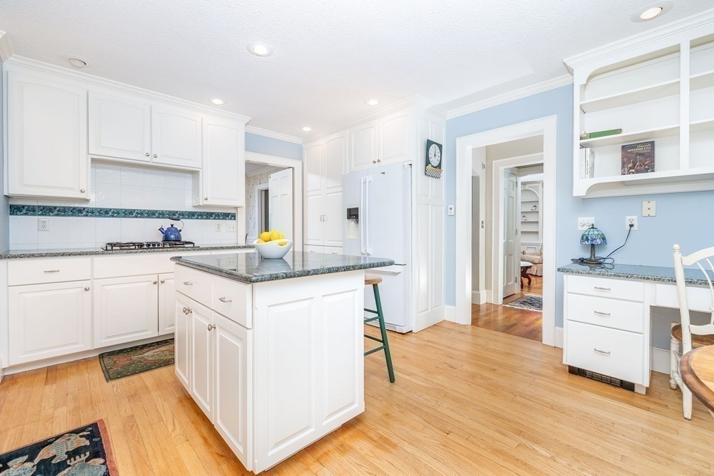 39 Harwich Road Longmeadow, MA 01106 - Photo 17 of 40 Gallery Image 17