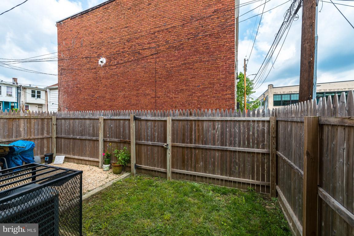 312 West 28th Street Baltimore, MD 21211 - Photo 24 of 29 Exterior (Rear)
