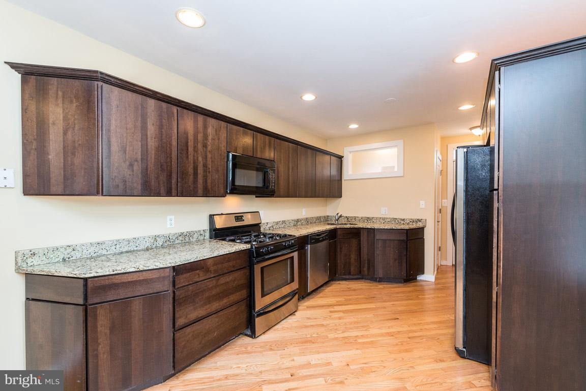 312 West 28th Street Baltimore, MD 21211 - Photo 6 of 29 Kitchen