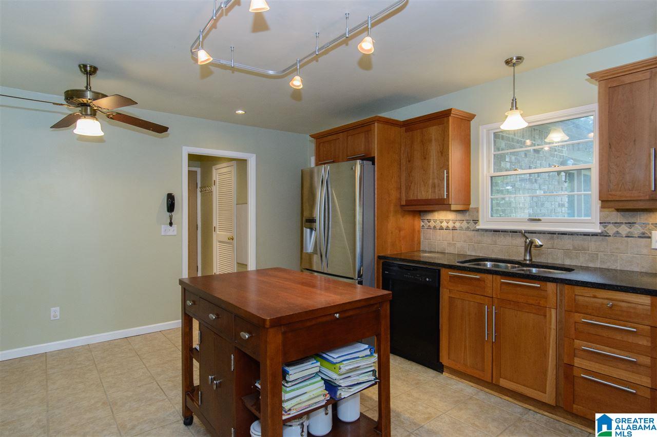 3411 Loch Ridge Drive Birmingham, AL 35216 - Photo 18 of 41