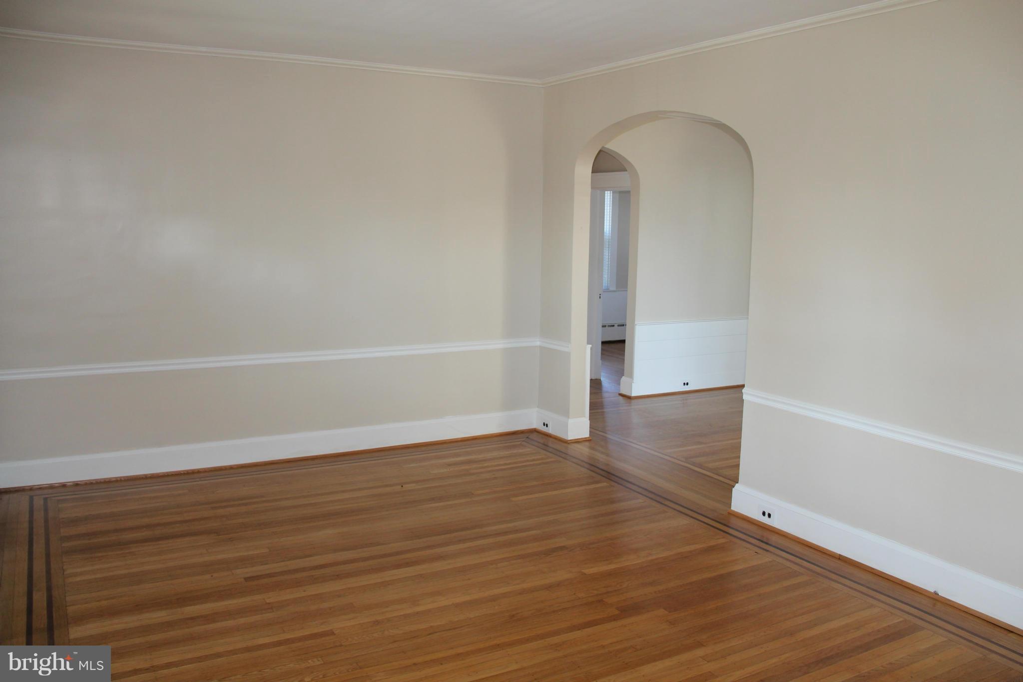 4300 Fordham Road Baltimore, MD 21229 - Photo 8 of 26 Family Room