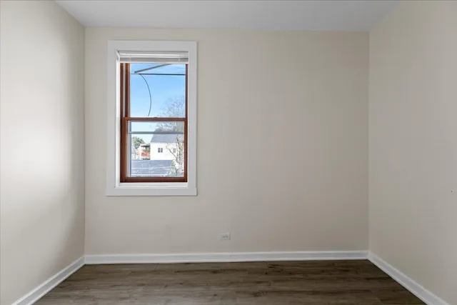 $1,695 | 4450 South Wood Street, Unit 2, Chicago, IL 60609