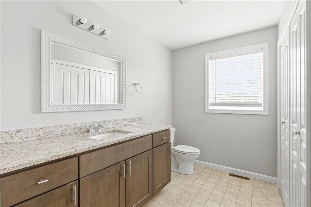 10 Jonathan Lane Wareham, MA 02571 - Photo 13 of 41