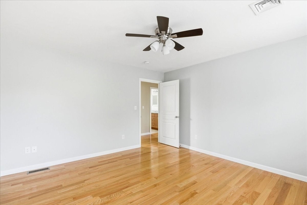 10 Jonathan Lane Wareham, MA 02571 - Photo 21 of 41