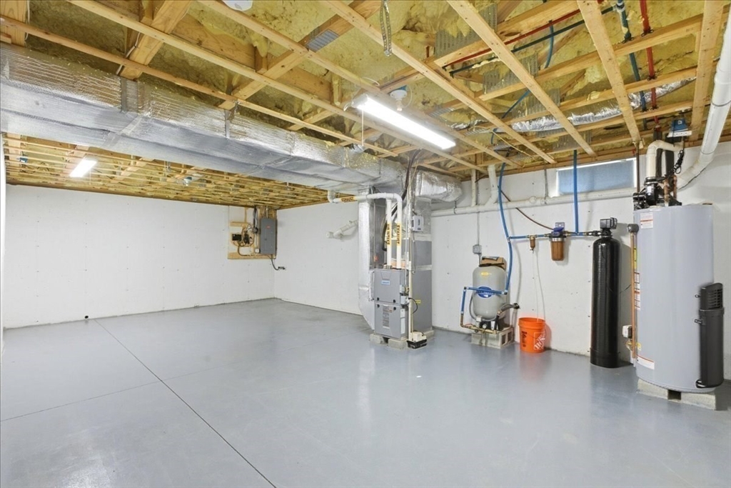 10 Jonathan Lane Wareham, MA 02571 - Photo 26 of 41