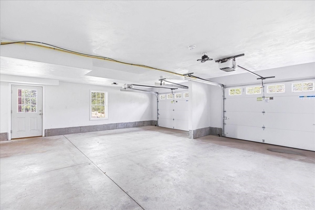 10 Jonathan Lane Wareham, MA 02571 - Photo 27 of 41