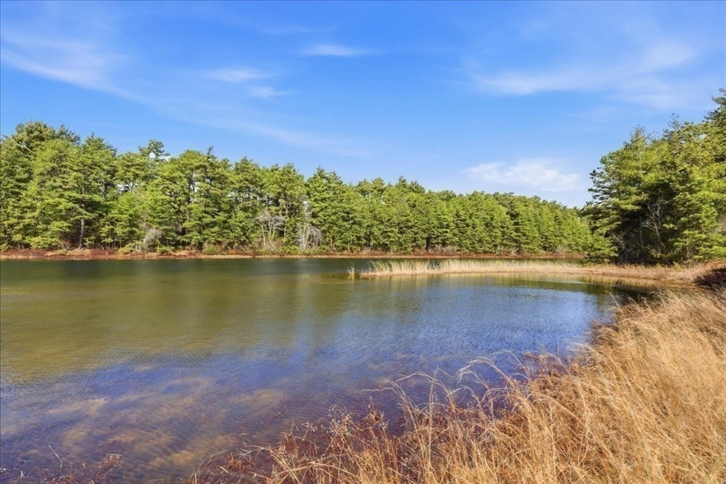 10 Jonathan Lane Wareham, MA 02571 - Photo 37 of 41