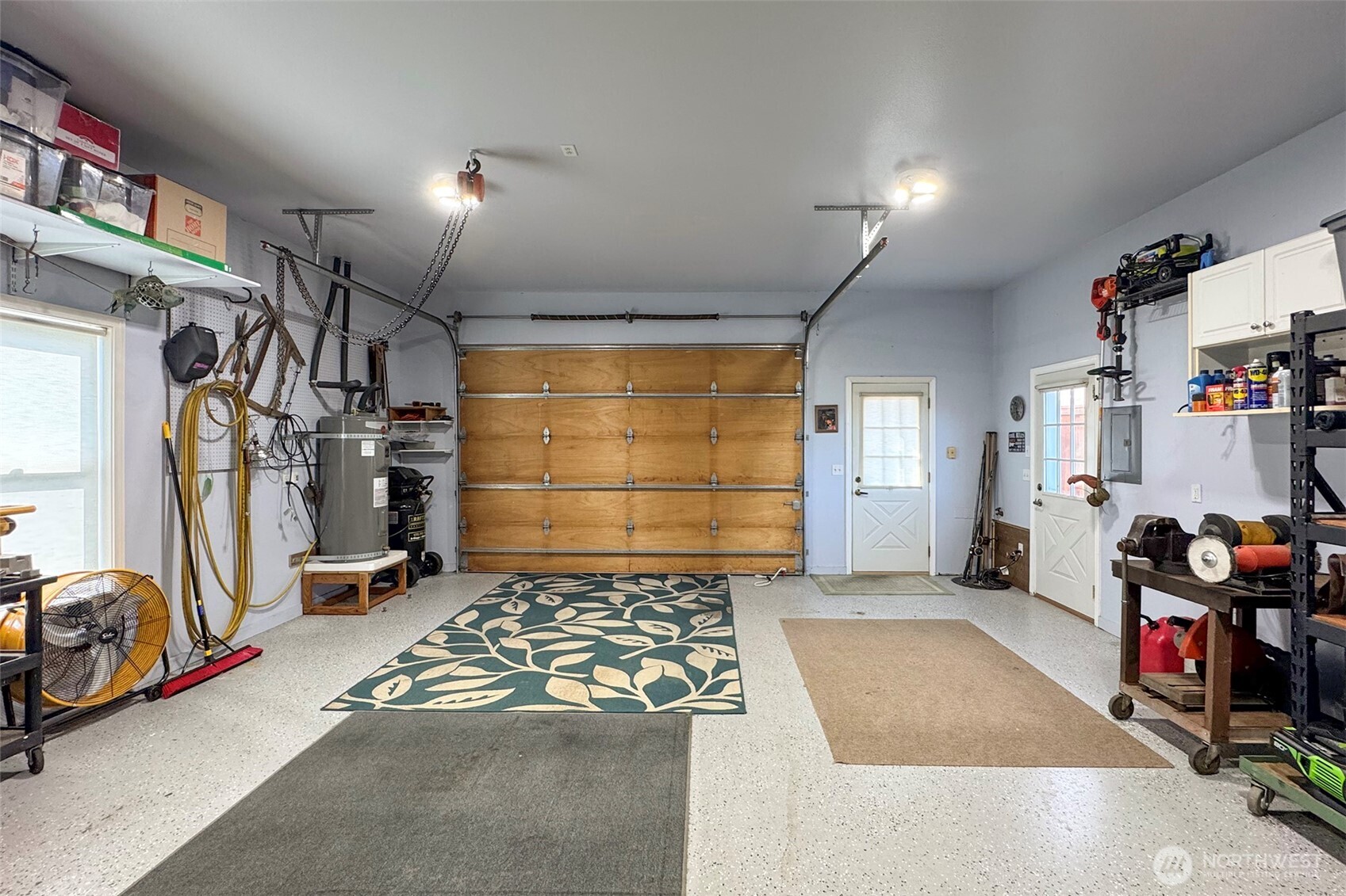 23 Pearl Place Sequim, WA 98382 - Photo 30 of 40 a view of a room with gym equipment