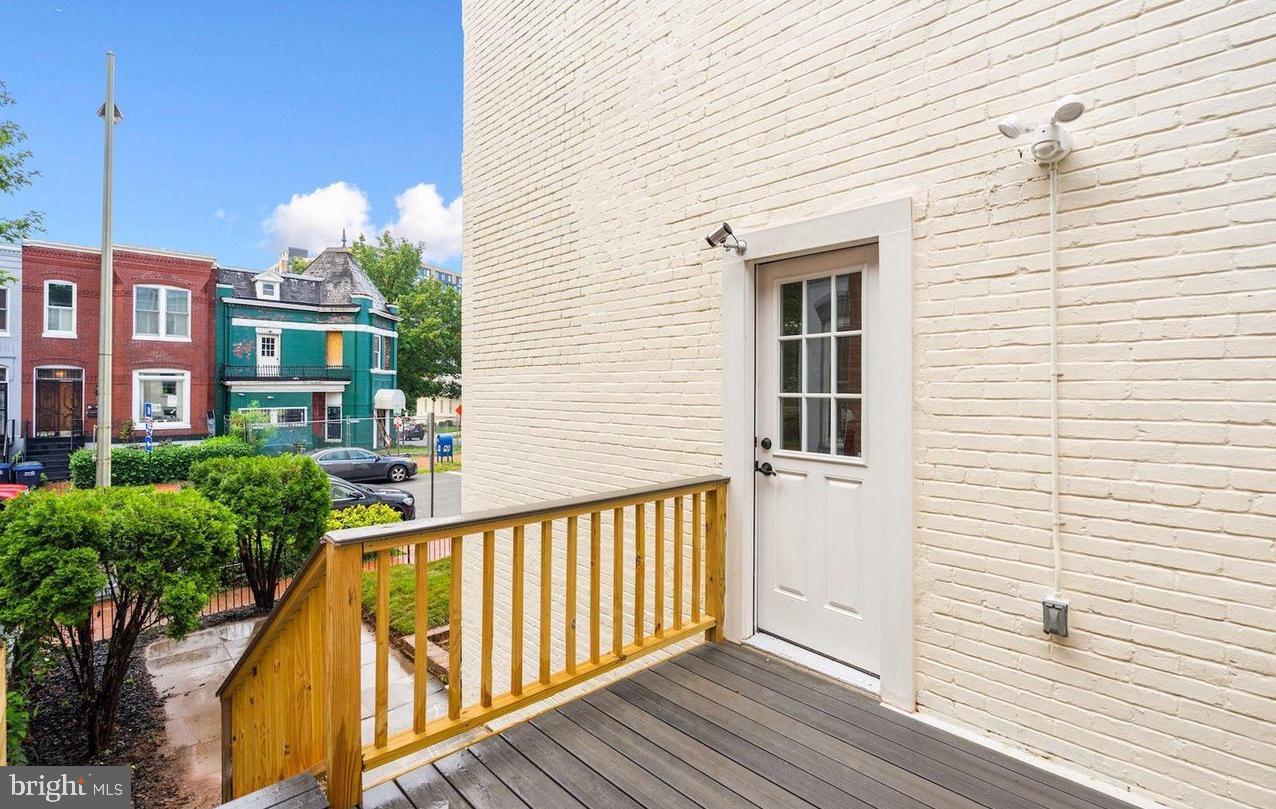 1201 4th Street Northwest, Unit B Washington, DC 20001 - Photo 12 of 17 Private Deck