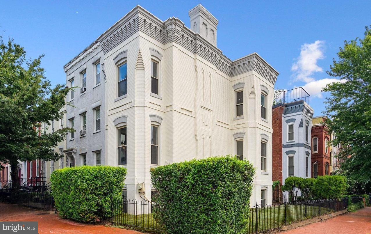 1201 4th Street Northwest, Unit B Washington, DC 20001 - Photo 15 of 17 Exterior Front