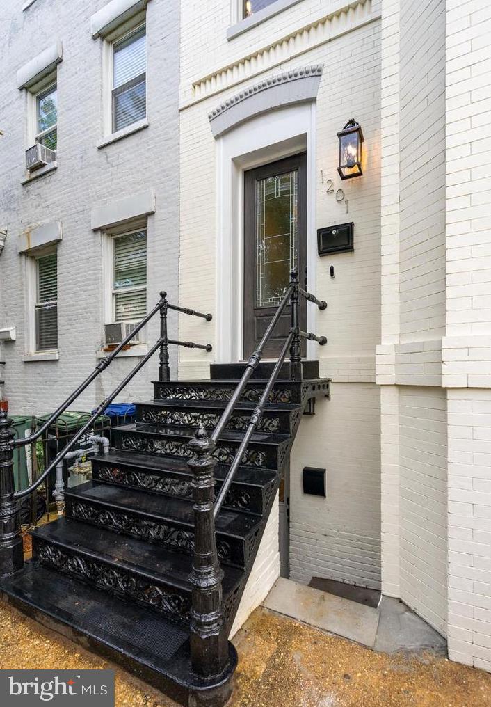 1201 4th Street Northwest, Unit B Washington, DC 20001 - Photo 2 of 17 Exterior Front