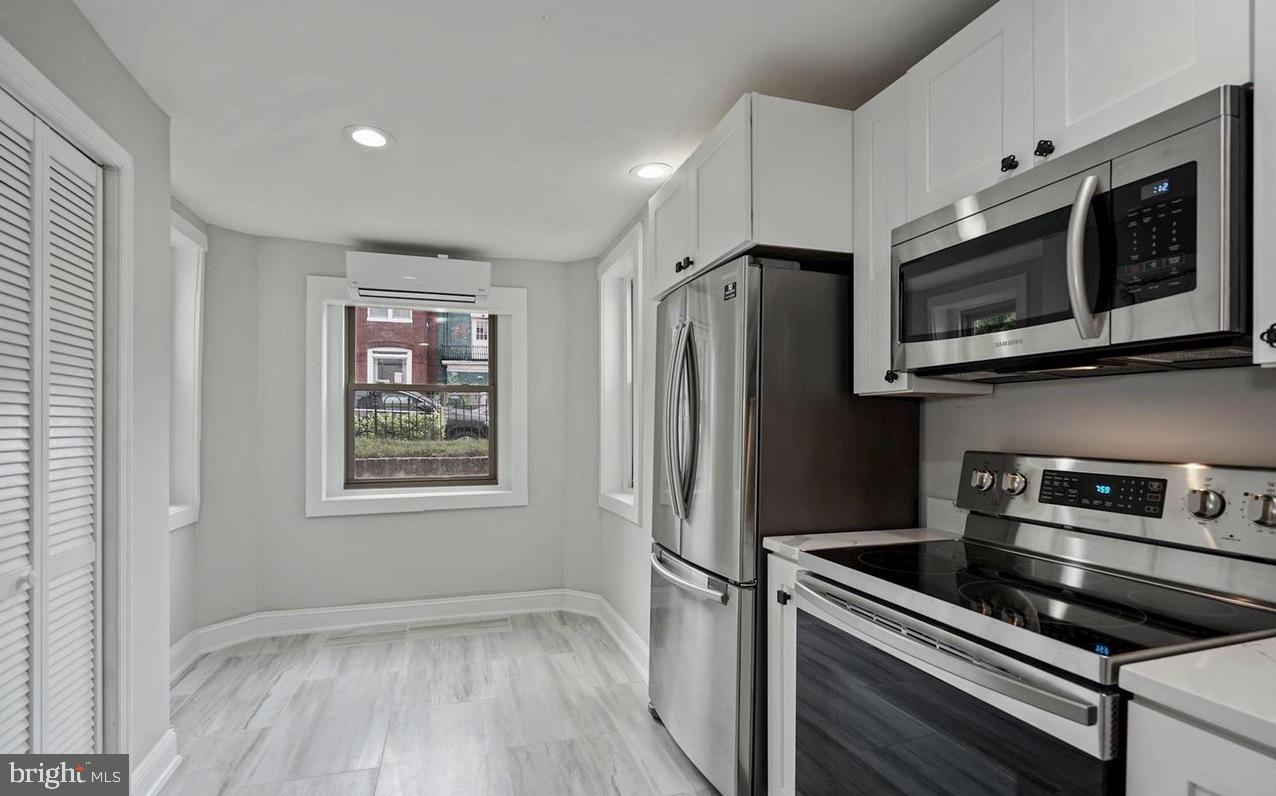 1201 4th Street Northwest, Unit B Washington, DC 20001 - Photo 9 of 17 Kitchen
