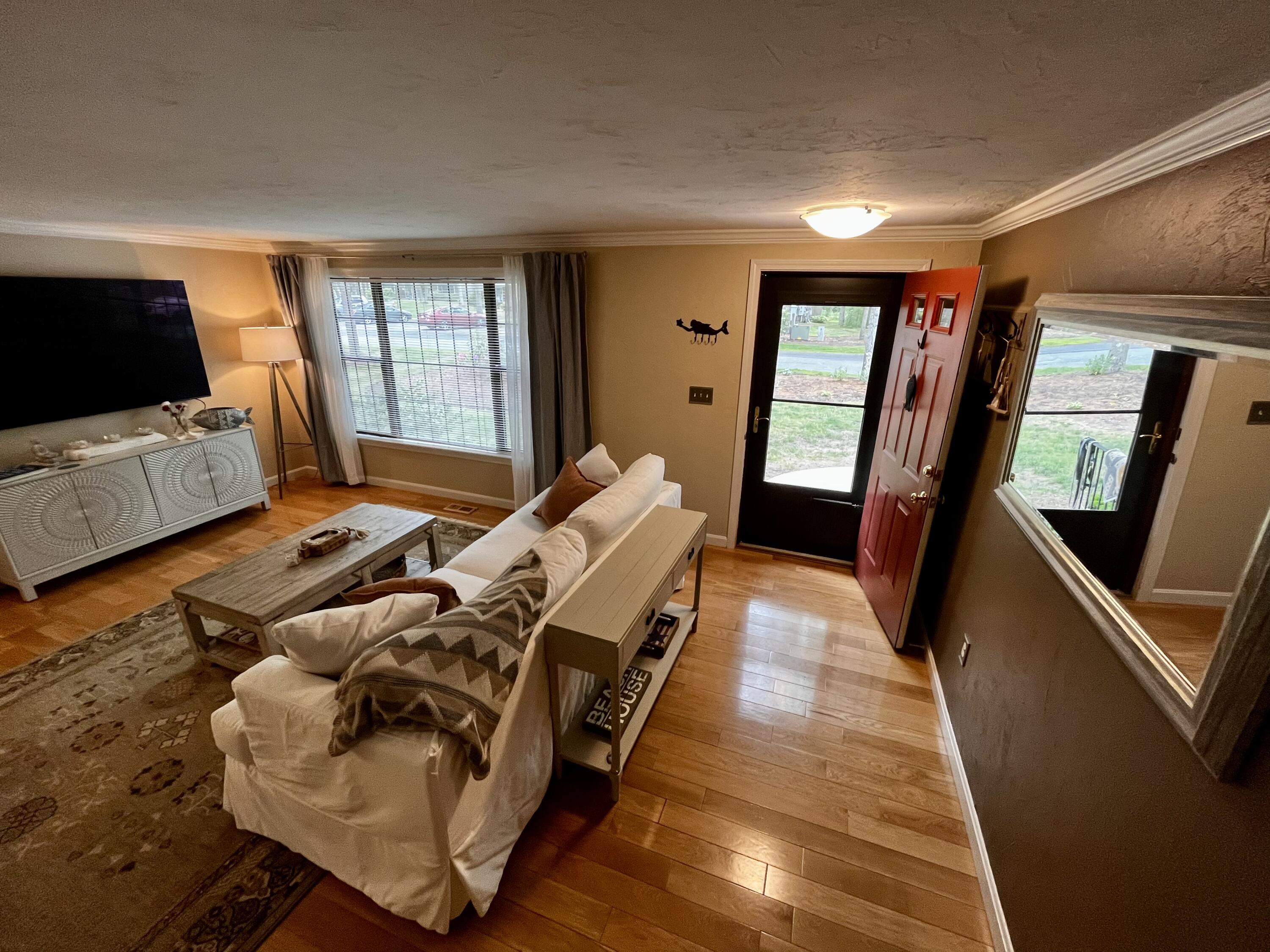 195 Falmouth Road, Unit 3F Mashpee, MA 02649 - Photo 2 of 41 F805634D-507A-4F18-A293-E3F6B4F9FF2A