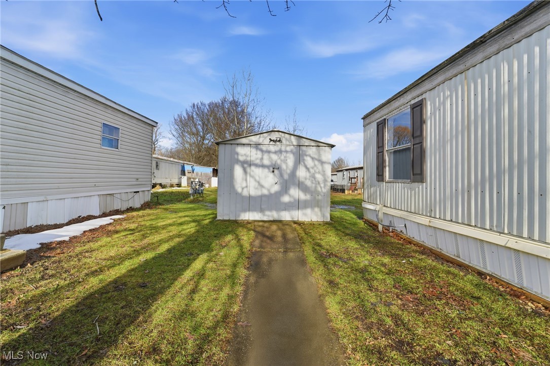 3583 Austin Road, Unit 122 Geneva, OH 44041 - Photo 3 of 22 Gallery Image 3