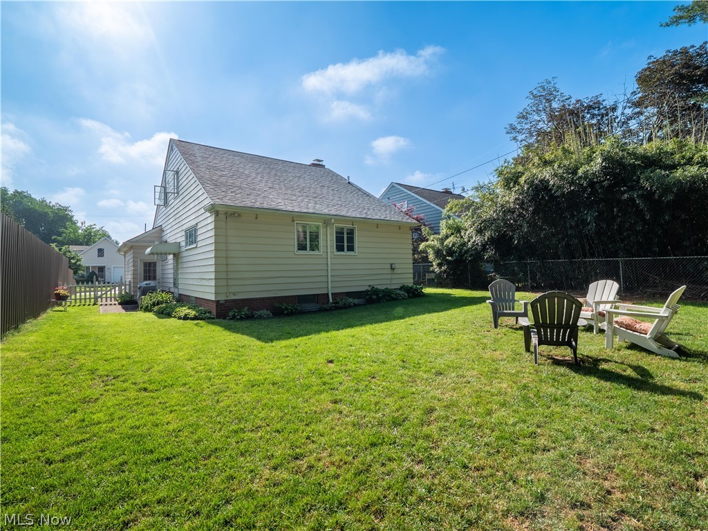 1430 Bunts Road Lakewood, OH 44107 - Photo 5 of 28