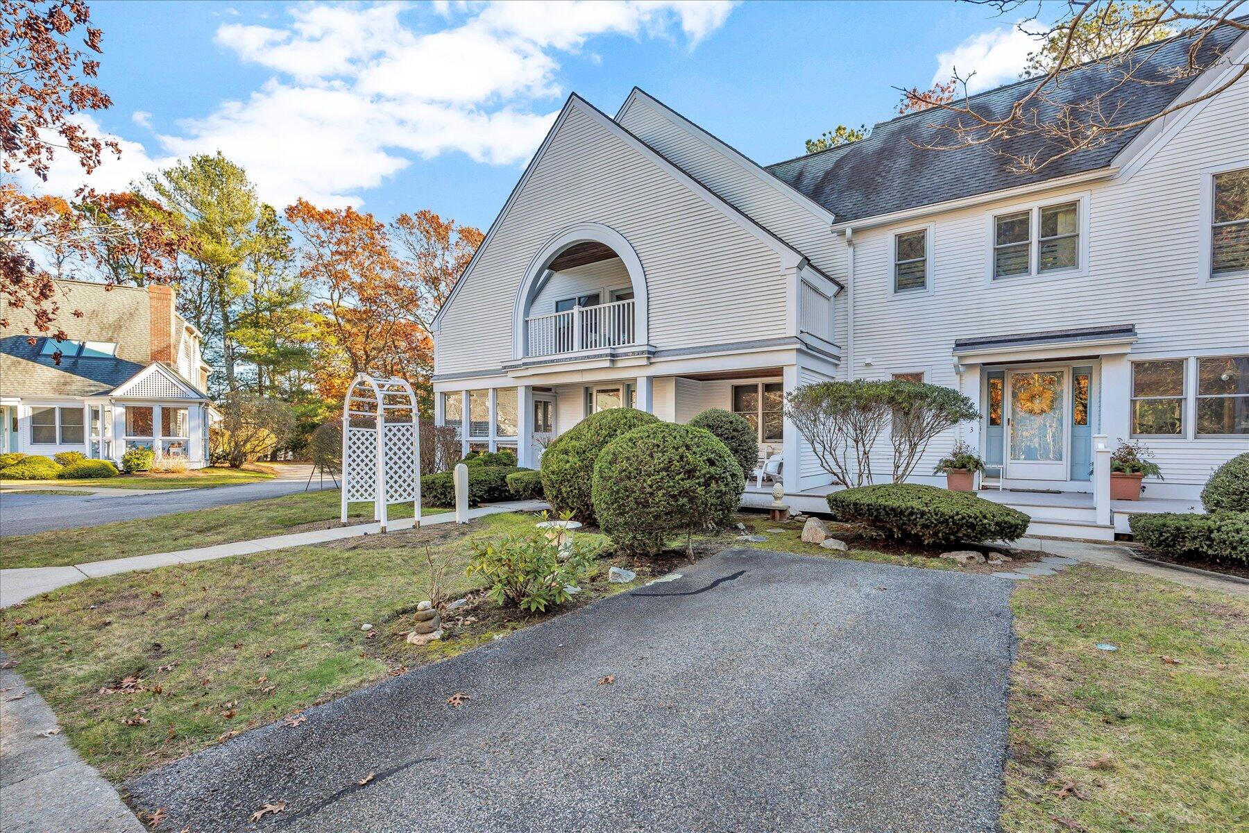 4 Bob White Crescent, Unit 4 Mashpee, MA 02649 - Photo 2 of 39 01-889A0067