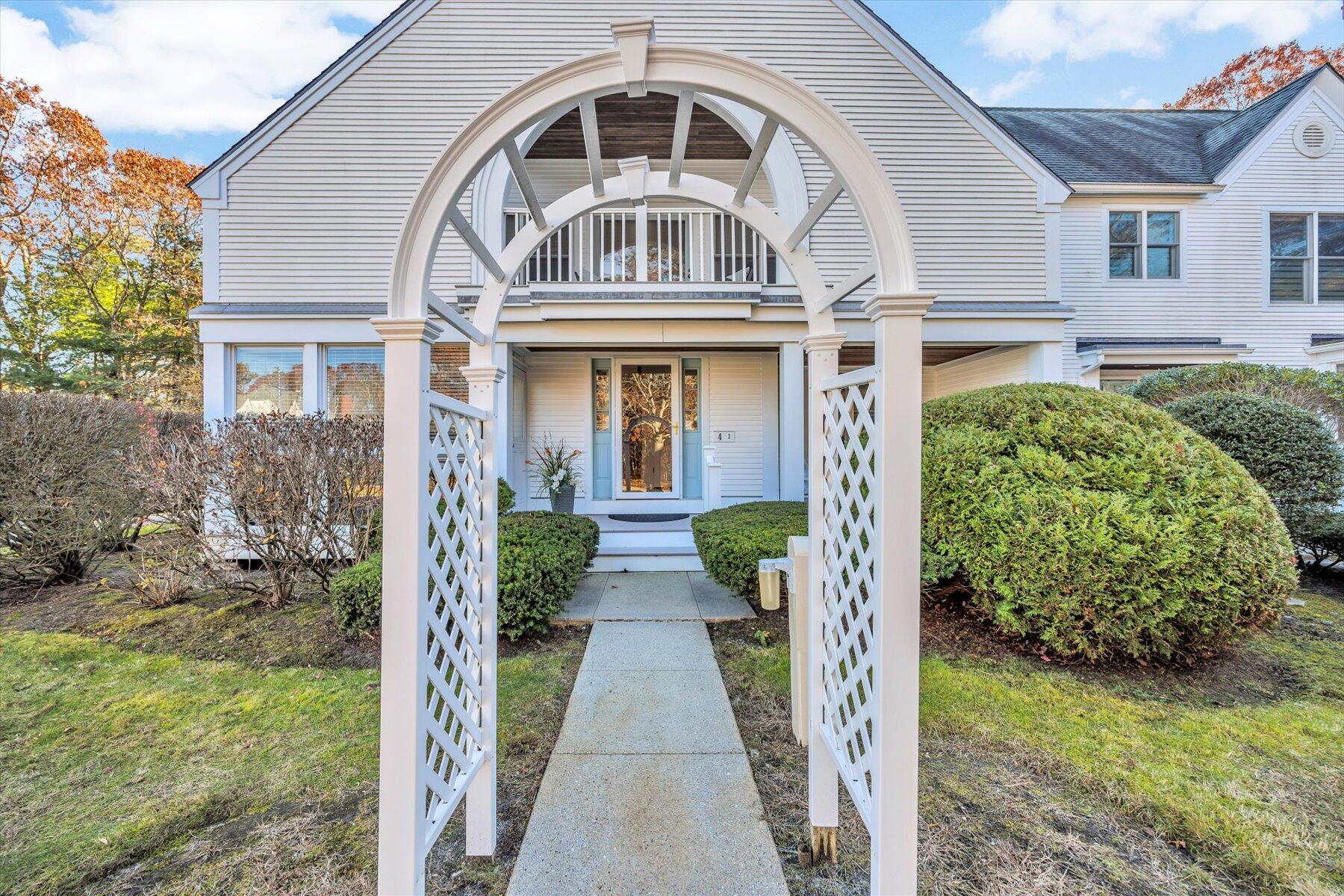 4 Bob White Crescent, Unit 4 Mashpee, MA 02649 - Photo 3 of 39 02-889A0070