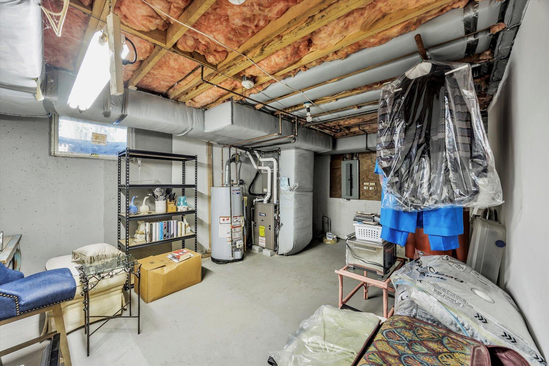 4 Bob White Crescent, Unit 4 Mashpee, MA 02649 - Photo 35 of 39 35-889A0079