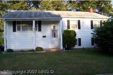 527 Michille Road Odenton, MD 21113 - Photo 1 of 16 Exterior (Main)