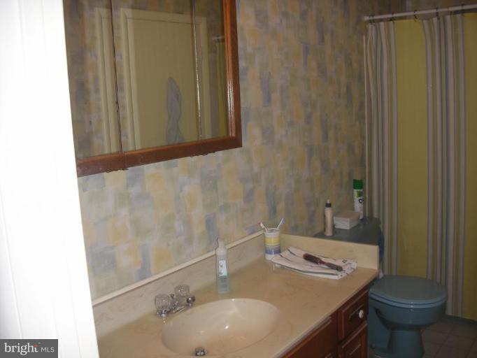 527 Michille Road Odenton, MD 21113 - Photo 13 of 16 Bath #1
