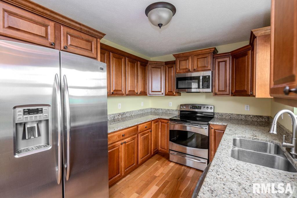 1403 Santa Fe Road Washington, IL 61571 - Photo 19 of 52 Gallery Image 19