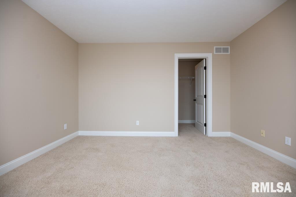 1403 Santa Fe Road Washington, IL 61571 - Photo 32 of 52 Gallery Image 32