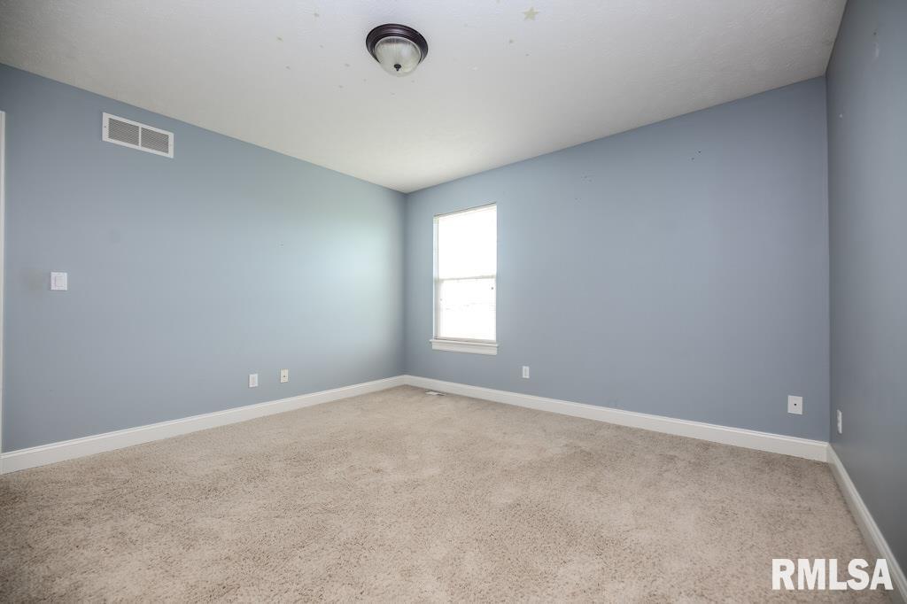 1403 Santa Fe Road Washington, IL 61571 - Photo 34 of 52 Gallery Image 34