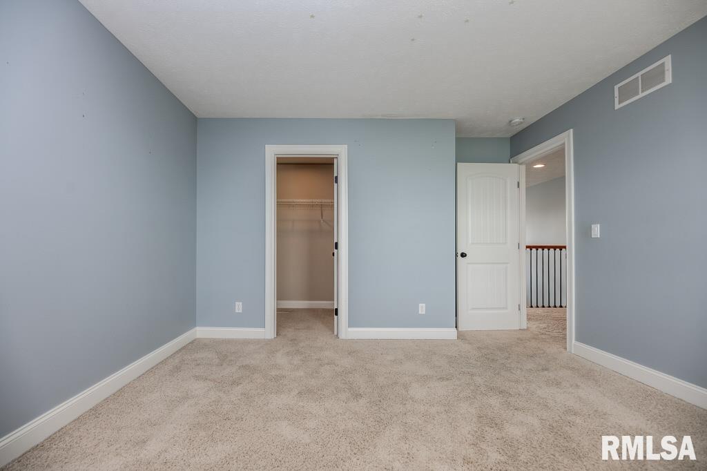 1403 Santa Fe Road Washington, IL 61571 - Photo 35 of 52 Gallery Image 35